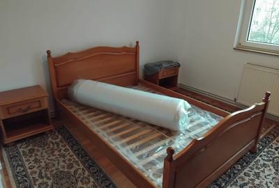 Apartament cu 3 camere decomandat în Răcădău