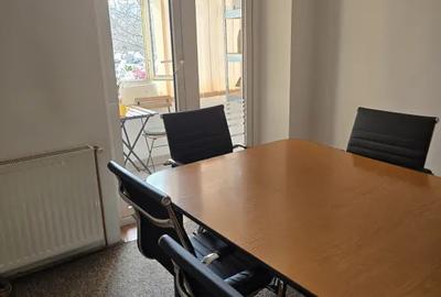 Apartament cu 4 camere decomandat în Central - 3