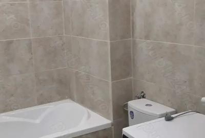 Garsonieră decomandată în Păcii