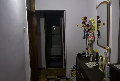 Apartament cu 3 camere decomandat în Debarcader - 1