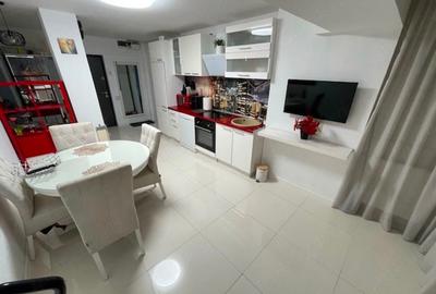 Apartament cu 2 camere decomandat în Vitan