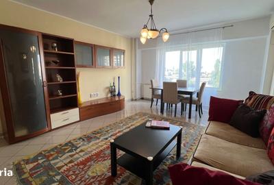 Apartament cu 3 camere, mobilat în Alba Iulia