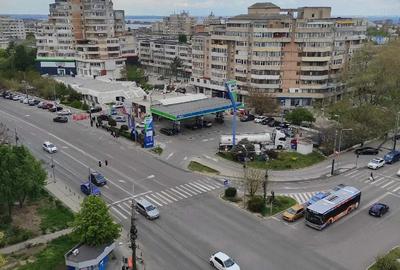 Apartament cu 3 camere decomandat, mobilat în Boema - 1