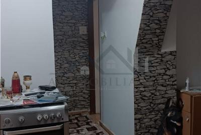 Apartament cu 2 camere decomandat în Tomești - 5