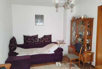 Apartament cu 3 camere semidecomandat în Central - 2