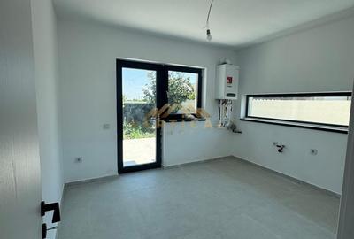 Casă cu 4 camere cu Teren 330 Mp în Berceni - 4