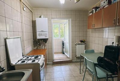 Apartament cu 3 camere decomandat în Basarabia - 3