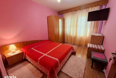 Apartament cu 3 camere semidecomandat în Cornișa - 2