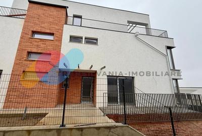 Casă individuală cu 4 camere cu Canalizare în Iris - 4