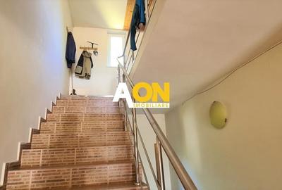 Casă cu 10 camere decomandat cu Teren 1000 Mp în Central
