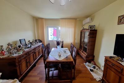 Apartament cu 3 camere decomandat, mobilat în Aradului - 1