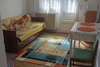 Apartament cu 2 camere decomandat în Andrei Mureșanu