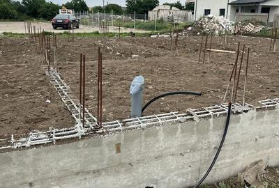 Casă cu 4 camere în Central