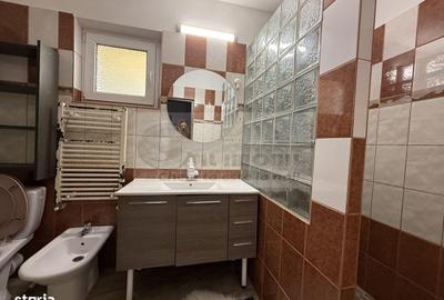 Casă cu 4 camere cu Teren 263 Mp în Central - 7