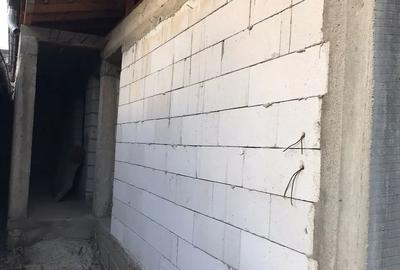 Casă cu 3 camere cu Teren 20 Mp în Central - 2