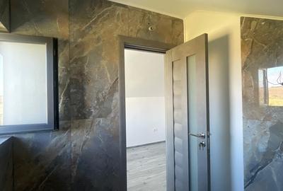 Casă cu 4 camere în Valu lui Traian - 2