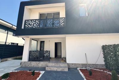 Duplex cu 5 camere cu Canalizare în Central - 19