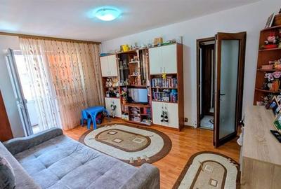 Apartament cu 2 camere semidecomandat, mobilat în Noua