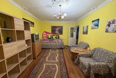 Apartament cu 3 camere decomandat în E3