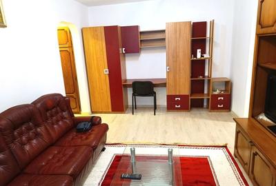 Apartament cu 2 camere semidecomandat, mobilat în Iancului