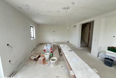 Casă cu 4 camere în Central - 3