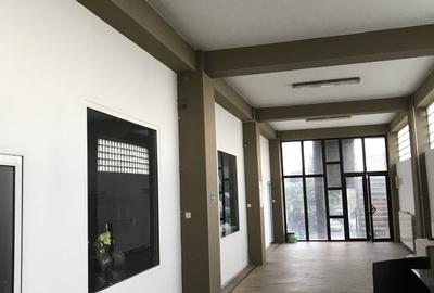 Spațiu comercial, de 540 mp, în Km 4-5 - 3