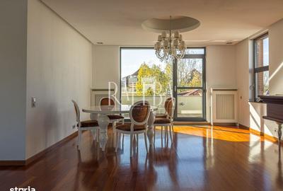 Apartament cu 4 camere, mobilat în Capitale - 15