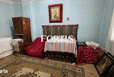 Casă cu 4 camere cu Teren 772 Mp în Șinca - 1