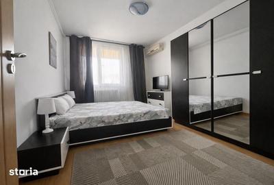Apartament cu 3 camere semidecomandat în Obor
