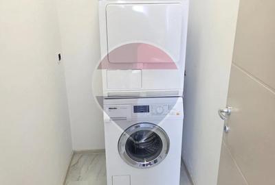 Apartament cu 3 camere decomandat în Spitalul Județean