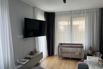 Casă cu 3 camere în Frumușani