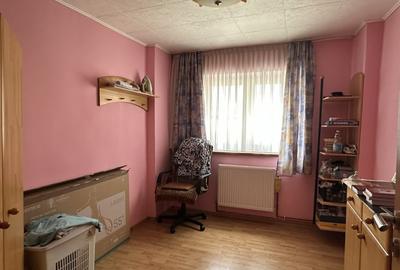Apartament cu 3 camere decomandat, mobilat în Cetate - 11
