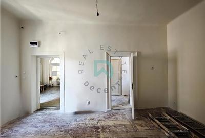 Apartament cu 4 camere decomandat în Centrul Istoric - 20