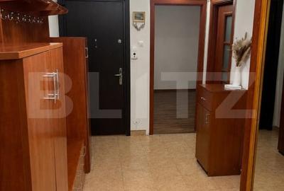 Apartament cu 3 camere decomandat, mobilat în Florilor - 2