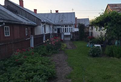 Teren de 2370 mp, în Central - 3
