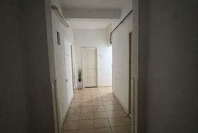 Apartament cu 2 camere în Petros