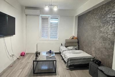 Apartament cu 2 camere semidecomandat în Prelungirea Ghencea