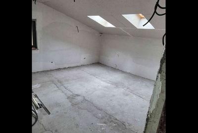 Spațiu comercial, de 250 mp, în Central - 5