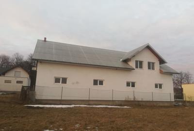 Casă cu 4 camere cu Teren 177 Mp în Mitocu Dragomirnei - 4