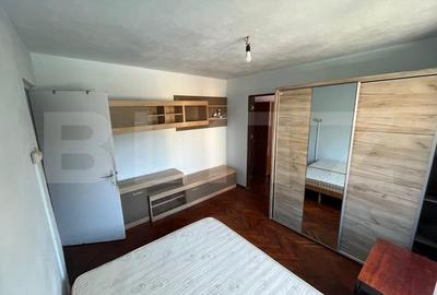 Apartament cu 2 camere semidecomandat, mobilat în 9 Mai