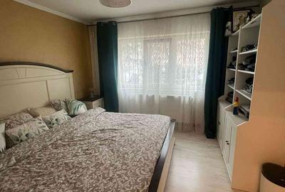 Apartament cu 3 camere, mobilat în Rovine - 6
