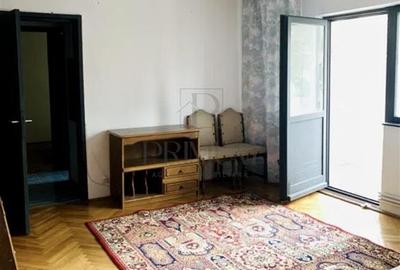 Apartament cu 3 camere semidecomandat în Telegrafului - 2