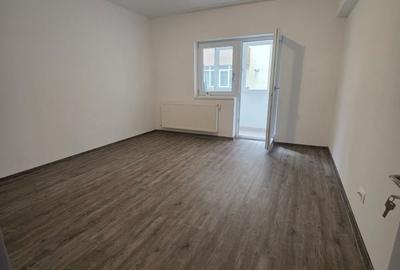 Apartament cu 3 camere în Calea București - 4