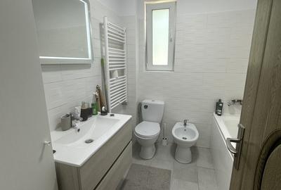 Casă cu 4 camere cu Teren 340 Mp în Central
