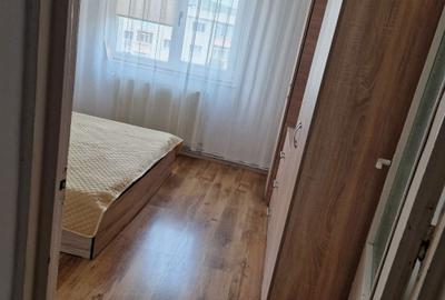 Apartament cu 4 camere decomandat în Ostroveni - 3