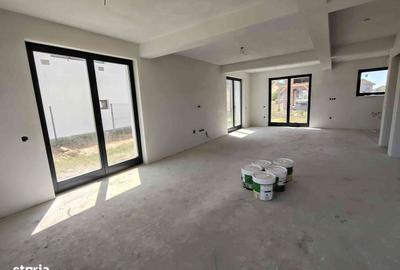 Casă cu 4 camere în Sângeorgiu de Mureș