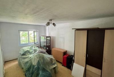 Apartament cu 3 camere decomandat în Alexandru cel Bun - 3