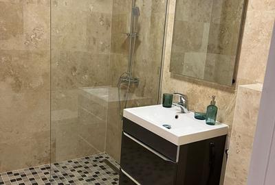 Apartament cu 3 camere în Dămăroaia