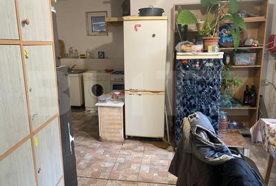 Casă individuală cu 9 camere cu Canalizare în Central - 5