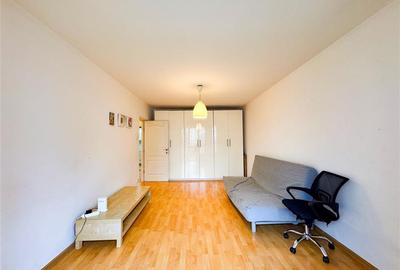 Apartament cu 3 camere semidecomandat, mobilat în Tineretului - 2